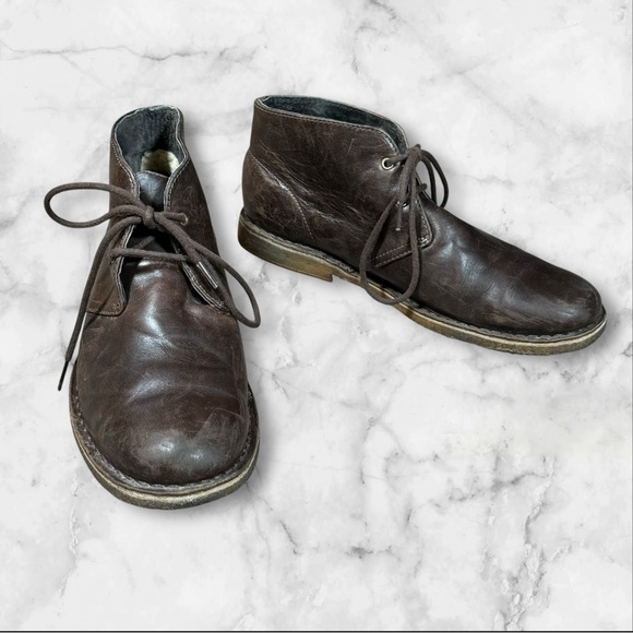 UGG Leighton‎ Chukka Boot 3275 Leather Shoes Chocolate Brown Men Sz 10.5 - Picture 1 of 9